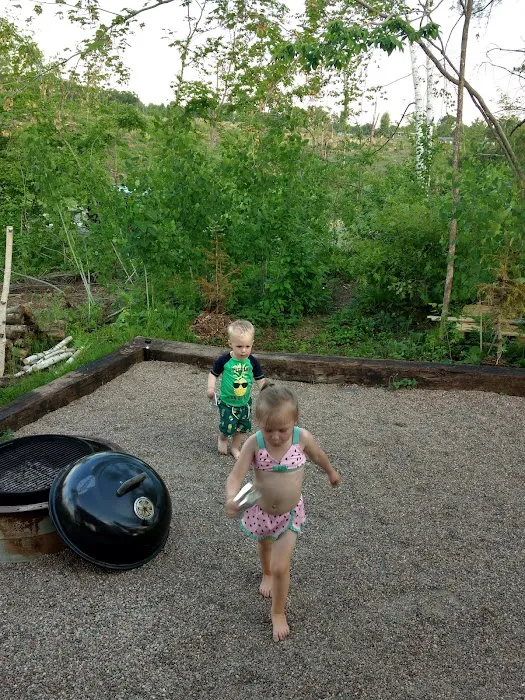 Back of the Moon Campground Picture 5