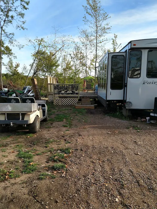 Back of the Moon Campground Picture 9