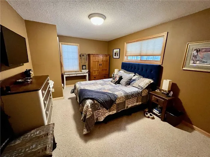 Little Cottage on Prairie Picture 2