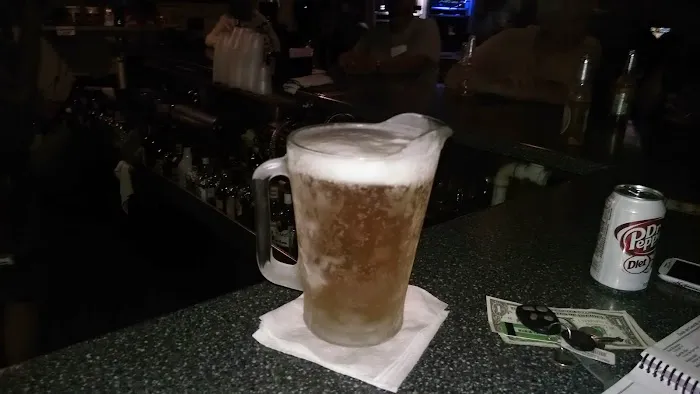 Wolf's Den Tavern & Resort Picture 9