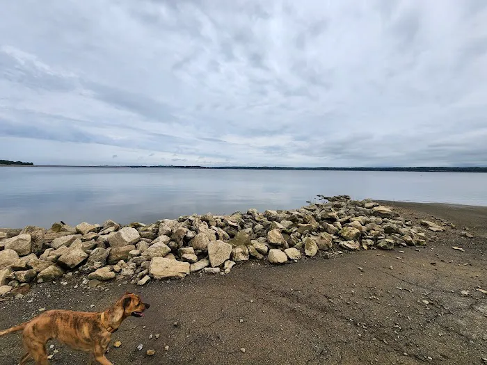 Wallashuck Campground Lake Red Rock Picture 3