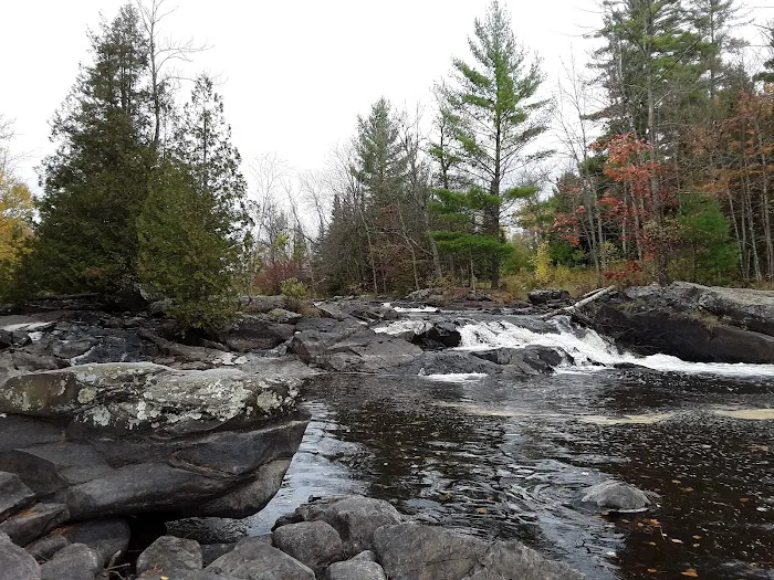 Side 1 Lake of the Falls Campground Picture 2