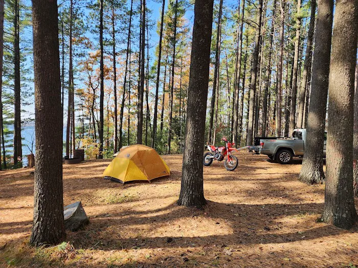 North Trout Lake campground Picture 2