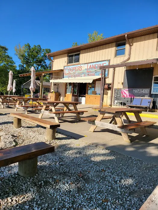 Cooper's Landing Riverside Resort & Marina Picture 2