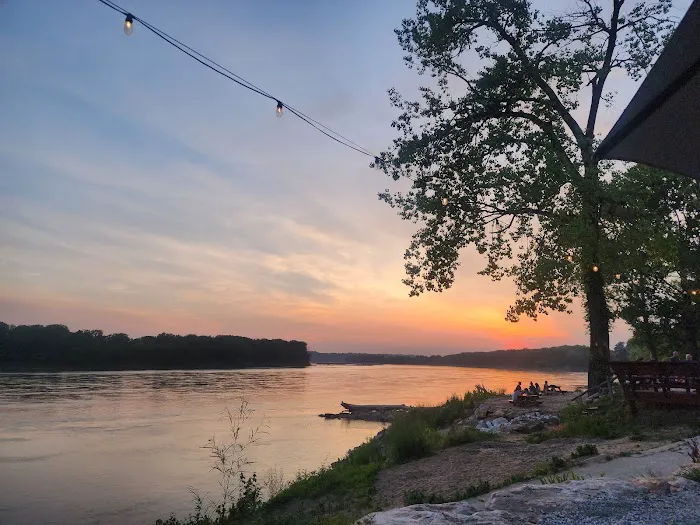 Cooper's Landing Riverside Resort & Marina Picture 5