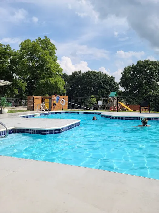 Lebanon / Bennett Spring KOA Holiday Picture 1