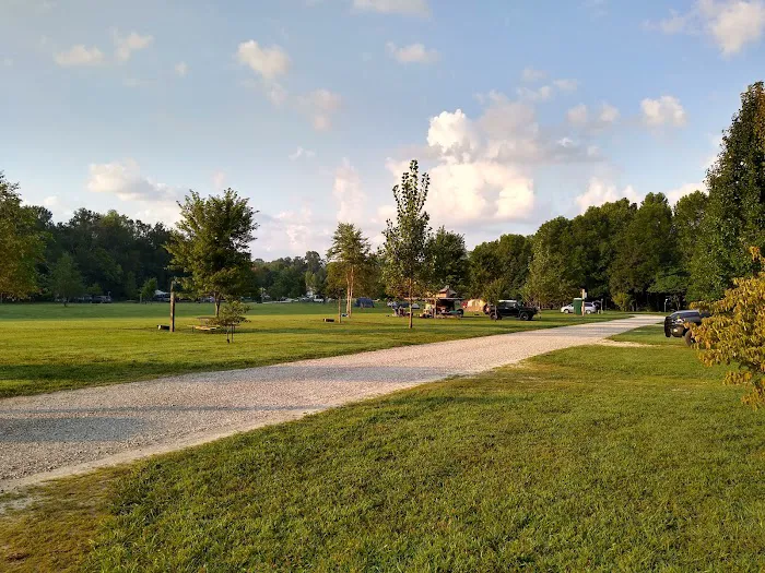 Hidden Valley Outfitters Picture 1