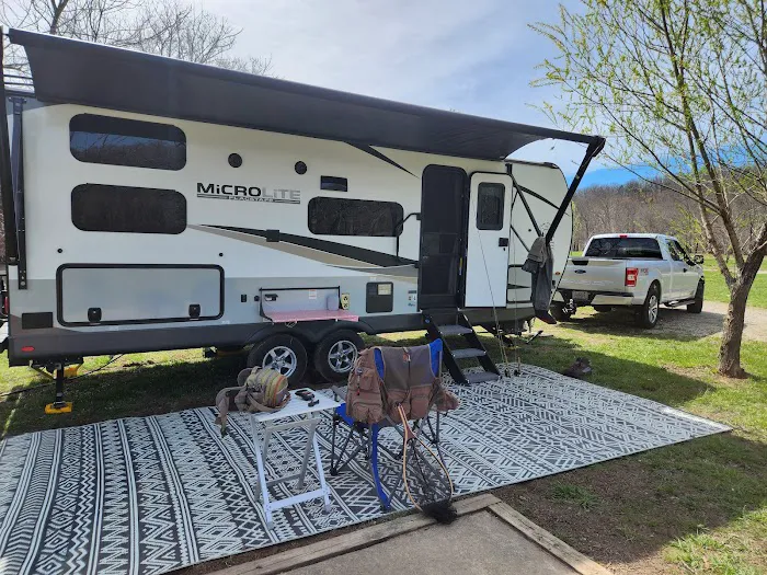 Hidden Valley Outfitters Picture 7