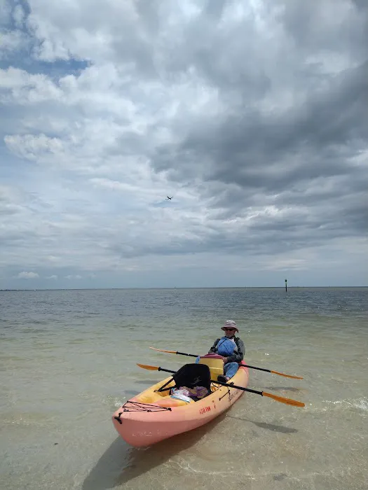 FamCamp Office MacDill AFB RV Park Picture 2