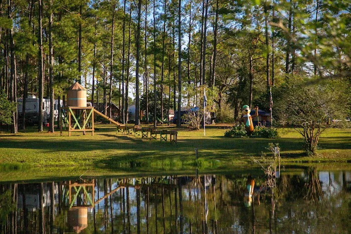 Yogi Bear's Jellystone Park RV Camp Resort of the Alabama Gulf Coast Picture 5