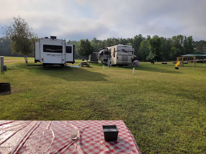 PIECE OF HEAVEN CAMPROUND Picture 1