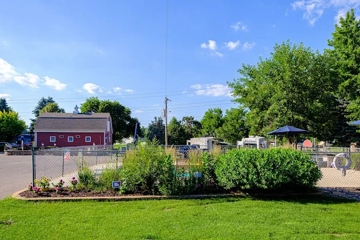 Town & Country RV Park and Campground Picture 8