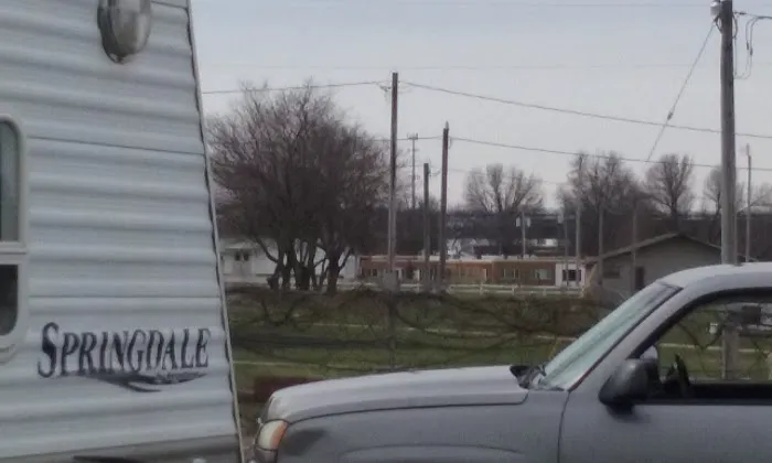 R V's Full Facility Camp Grnds Picture 4