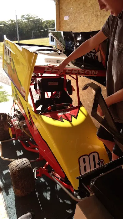 R V's Full Facility Camp Grnds Picture 3