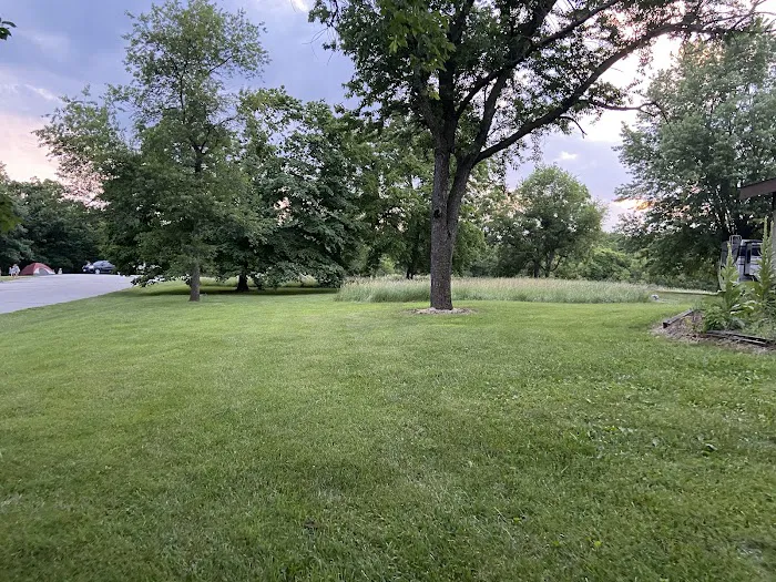 Acorn Valley Campground Picture 6