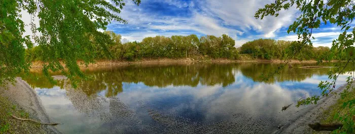 Riverside Park Campgrounds Picture 1