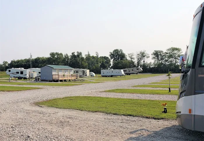 Small Town Campground Picture 4