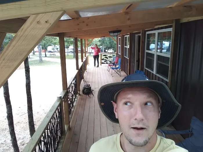 Wildoaks Campground and roadside cafe Picture 8