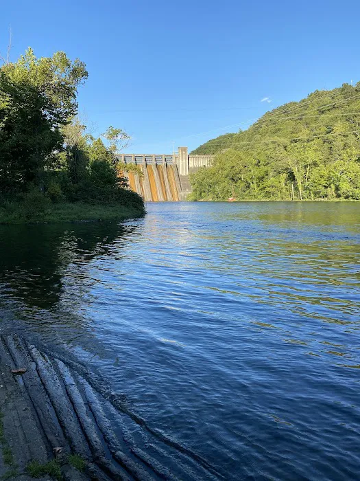Dam-Quarry Campground Picture 3