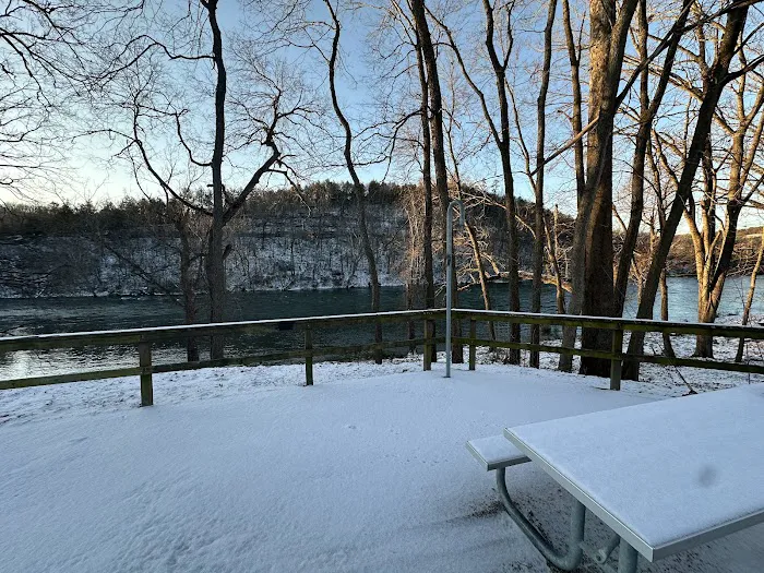Dam-Quarry Campground Picture 9