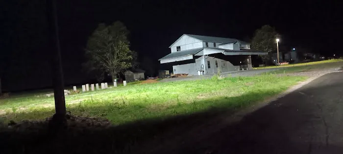 The Gin RV Parking, Camp Sites and Tiny Shack Picture 1