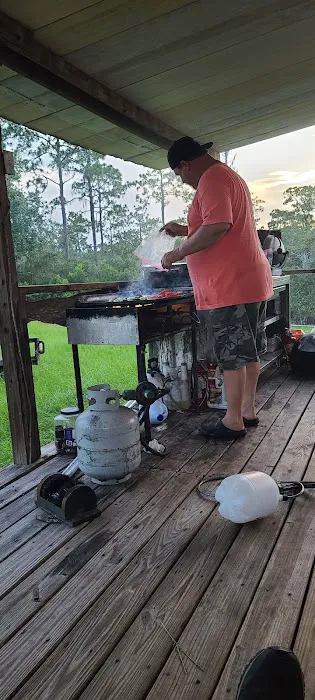 The 3m's camp Picture 7