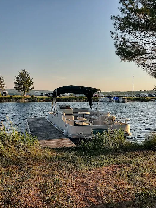 Ojibwa Marina Picture 2