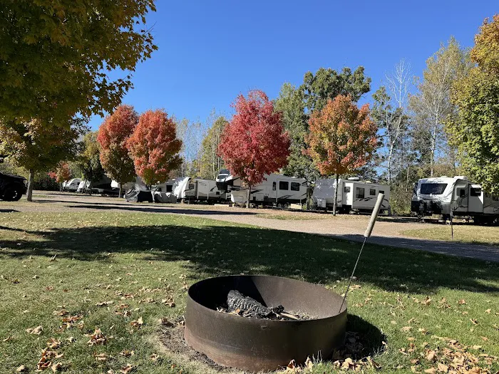 Birch Lakes RV Park Picture 1