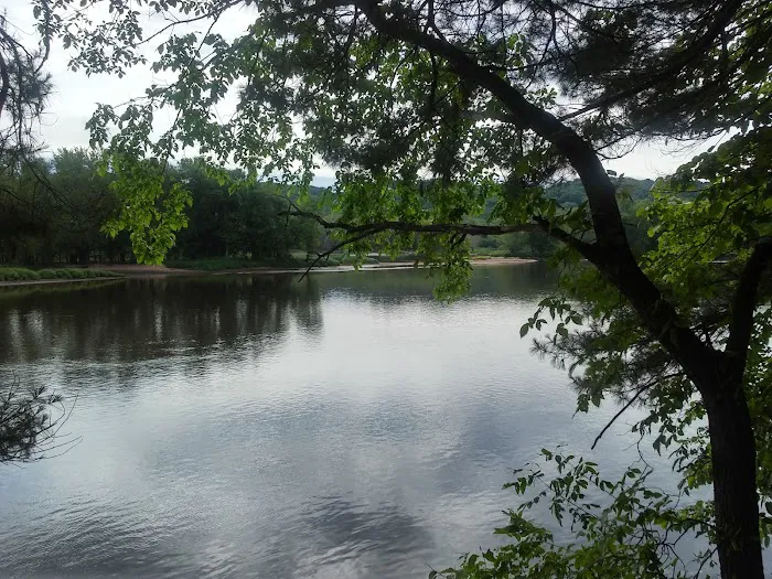 Riverway Campground Picture 2
