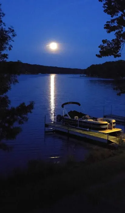 Sherrard's Resort (Luke's Sunny Saloon) Picture 6