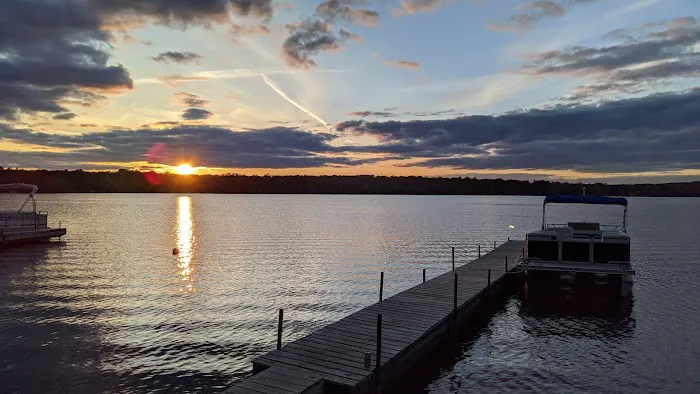 Sunset Cove Resort & Campground Picture 3