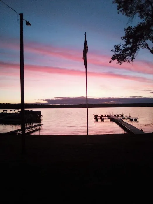 Sunset Cove Resort & Campground Picture 9