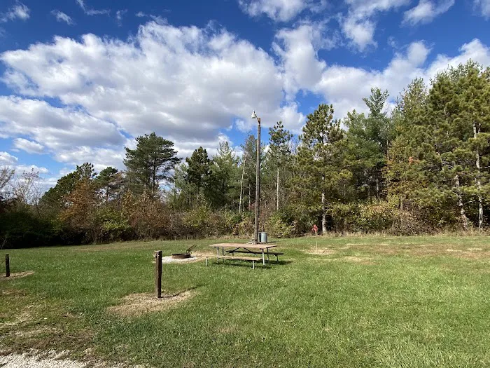 Lake Miami - Modern & Tent Campground Picture 4