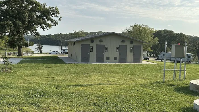 Lake Ahquabi State Park Campground Picture 4