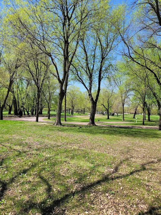 Madelia Campground at Watona Park Picture 2