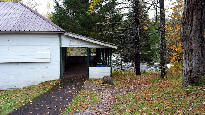 Upson Falls campground Picture 5