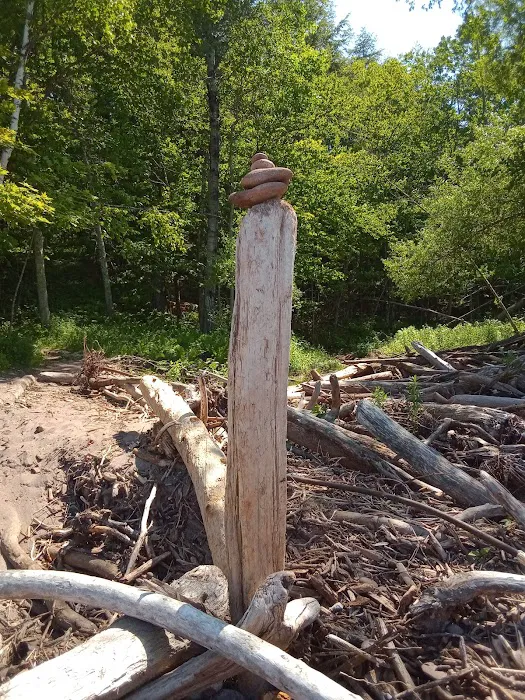 The Lodge at Little Girl's Point Picture 10