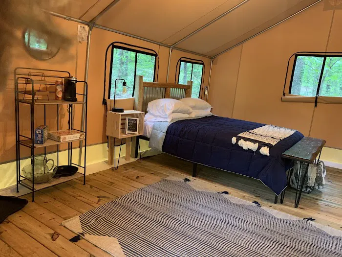 Majestic Oaks RV Park & Campground Picture 9