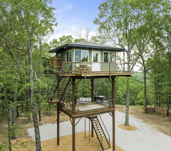 The Glade Top Fire Tower Picture 3