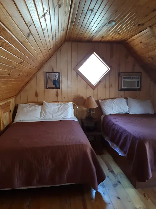 Sylamore Creek Camp Picture 1