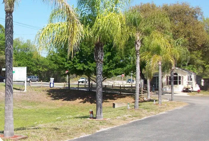 Bonnet Lake Campgrounds Picture 5