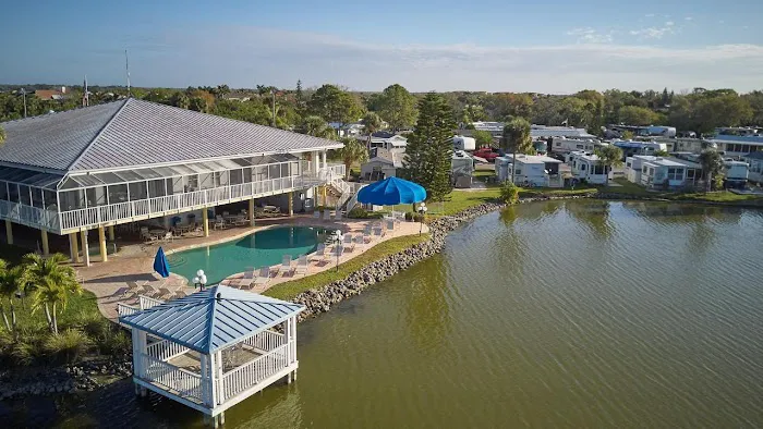 Encore Winter Quarters Manatee Picture 4