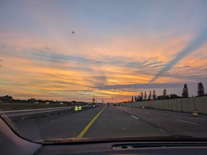 Encore Winter Quarters Manatee Picture 3