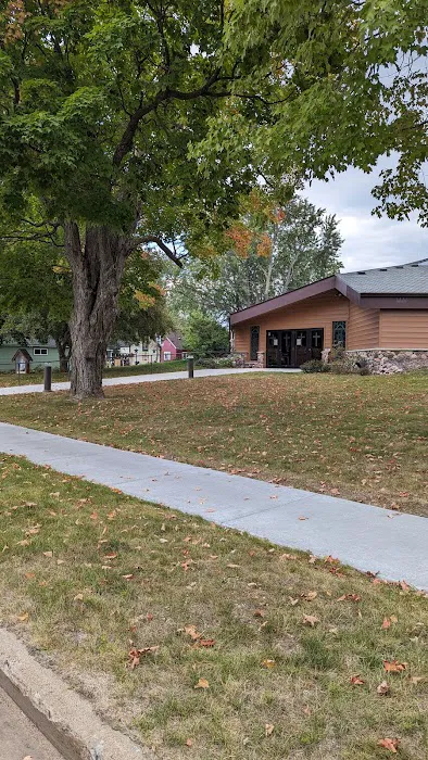 Shell lake Wisconsin Picture 9