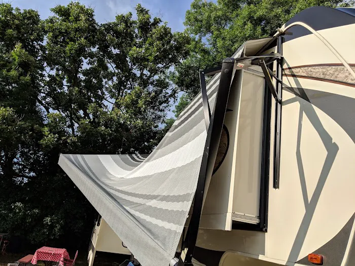Country Camping Tent & RV Park Picture 9
