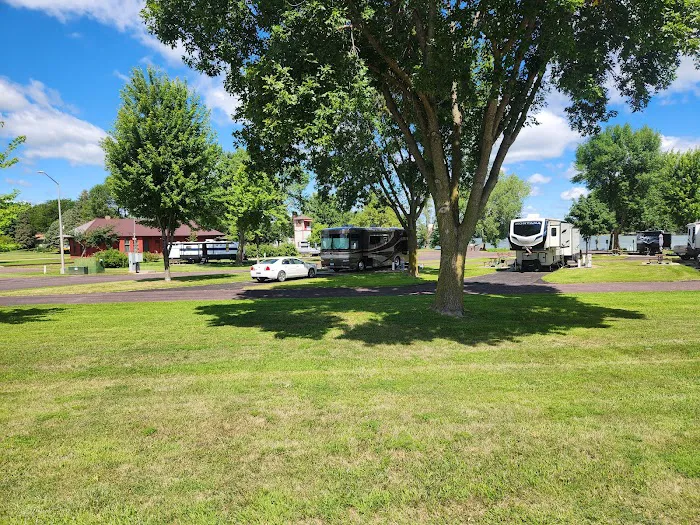 Tiell Park Campground Picture 10