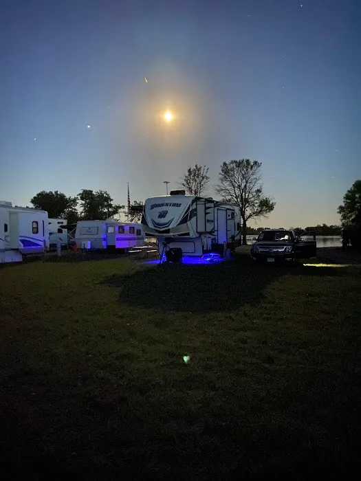 Veterans Lakeside GetAway Picture 3