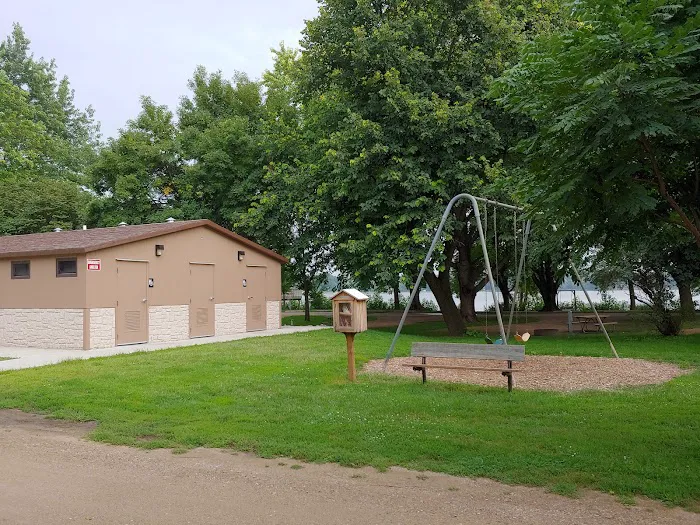 Sleepy Eye Campground Picture 4