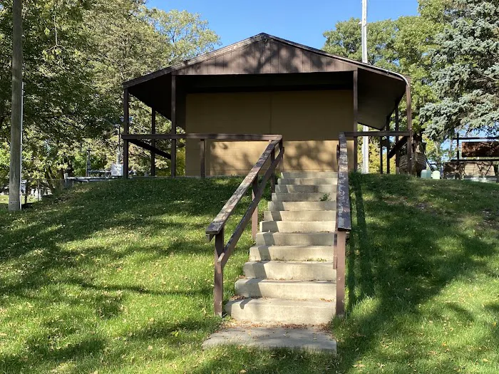 Minnewashta Campground Picture 2