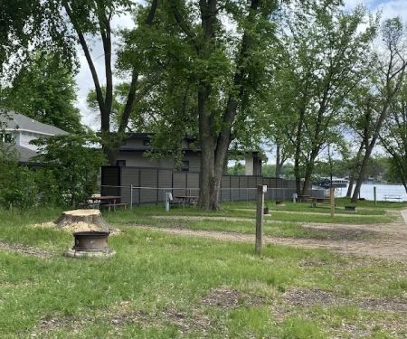 Minnewashta Campground